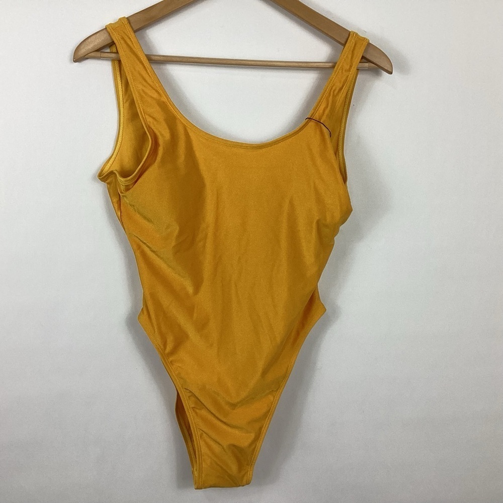 Zaful One-Piece Swimsuit Size M/6 NWT